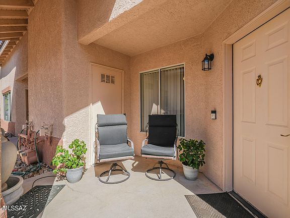 3rd image of 1561 N Paseo La Tinaja
