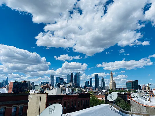 Rented by Mae Equities | media 19