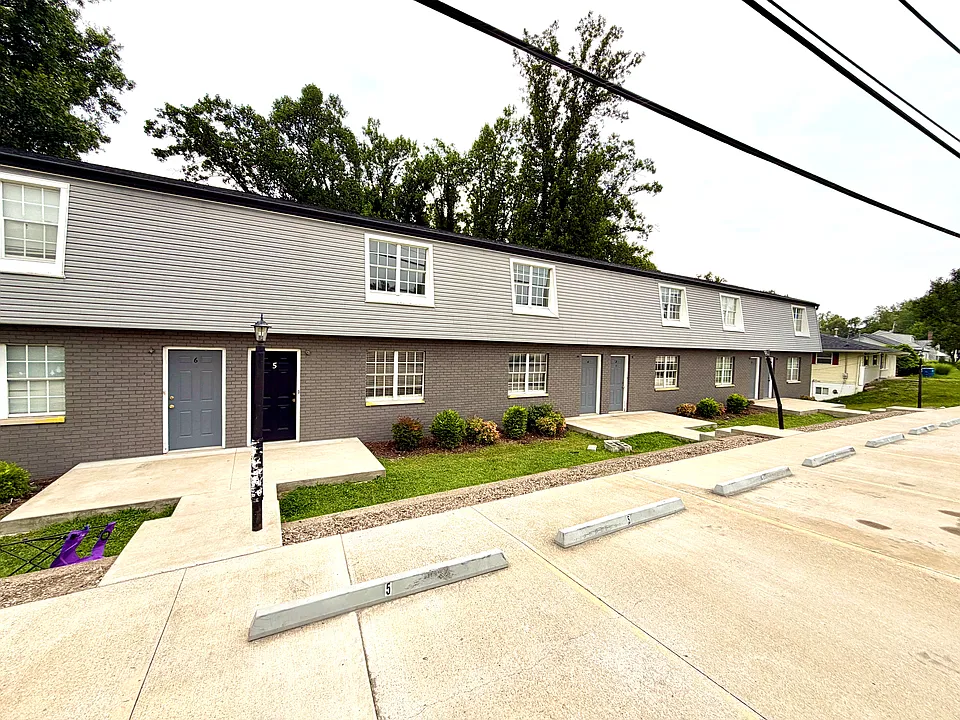 507 E Pea Ridge Rd #2