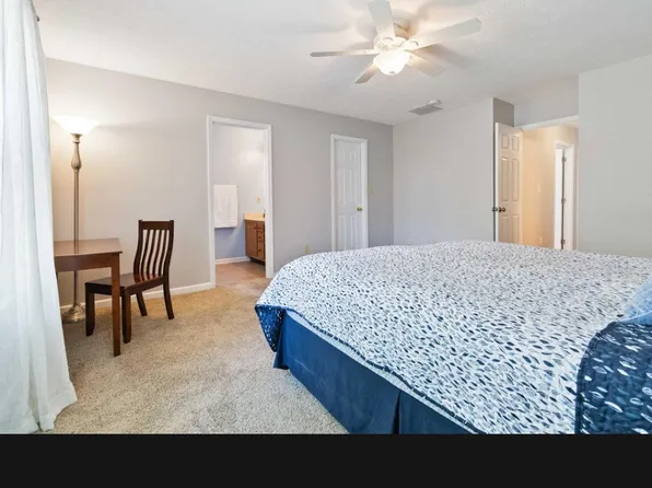 717 Graftons Mill Ln, Lexington, KY 40509