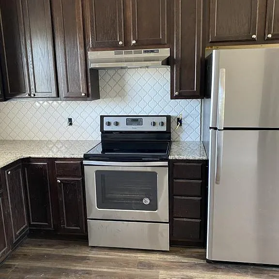 4245 Meyers Ln — Photo 3