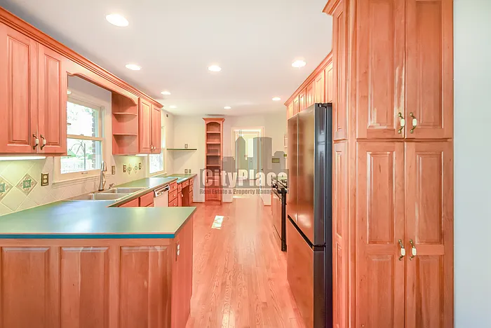 7211 Lesley Ave — Photo 15
