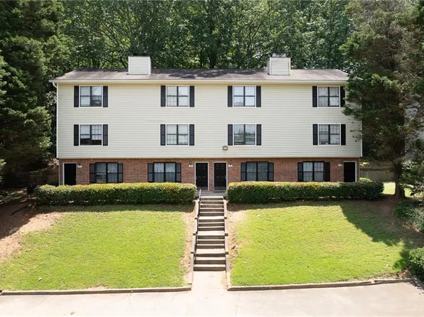 3102 Destin Cir, Snellville, GA 30078