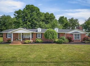708 Dry Creek Rd, Smithville, TN 37166