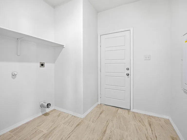 9305 Devils Riv — Photo 7