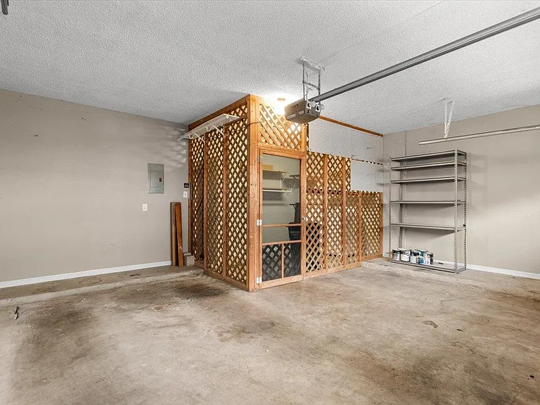 10819 Crown Colony Dr #27 — Photo 19