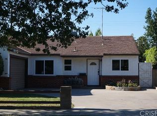 17813 Strathern St, Reseda, CA 91335