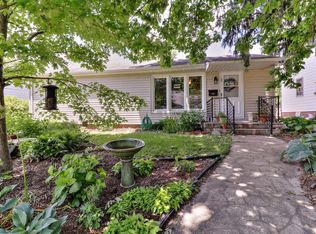 708 E Washington St, Urbana, IL 61801