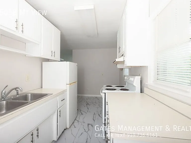 1505B Mount View Ct — Photo 8