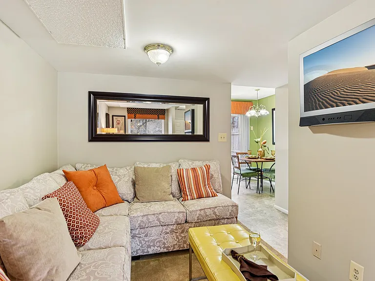 Howard Hills Rental Townhomes and Duplexes — Photo 68