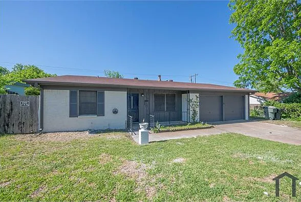 1228 Chippendale Dr — Photo 5