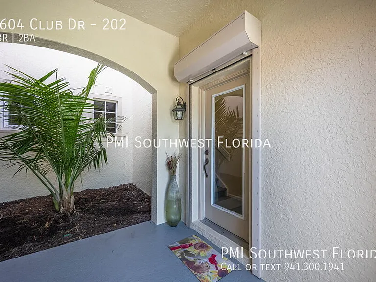 4604 Club Dr #202 — Photo 2