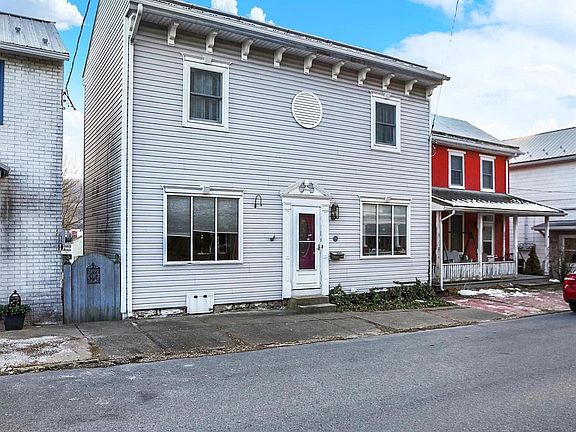 3rd image of 364 North St