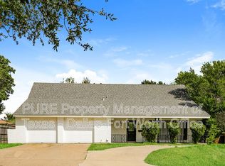 1809 Malibar Rd, Fort Worth, TX 76116