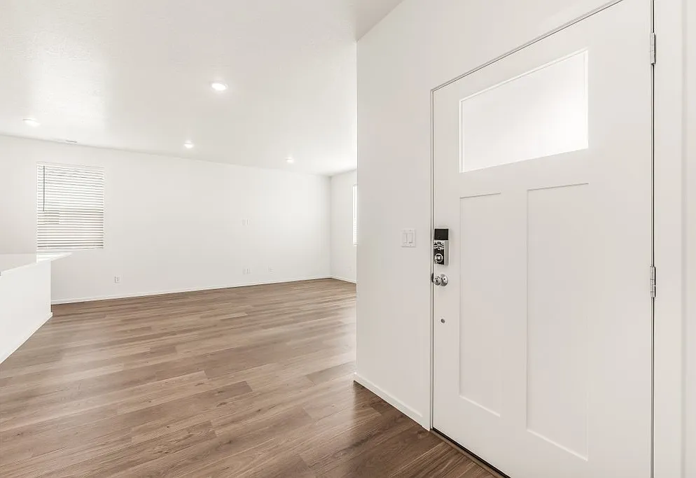 3 bed, 1457 sqft, $2,495 — Photo 2