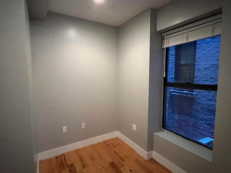 315 Alexander Ave #2F — Photo 10