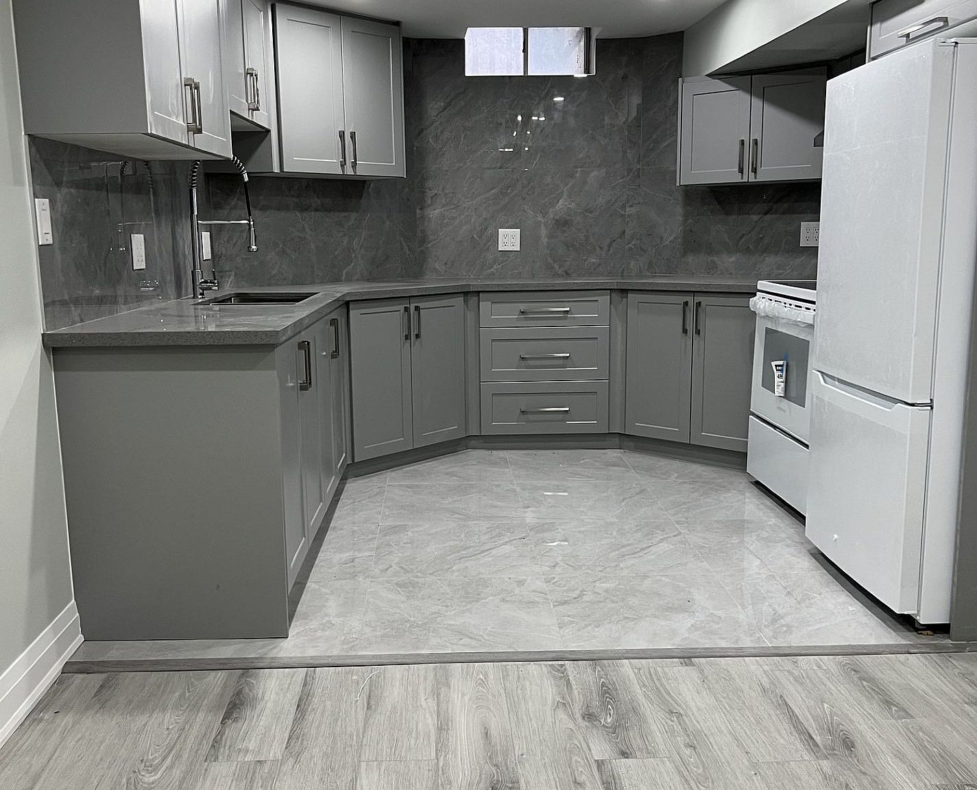 55 Featherstone Ave, Markham, ON L3S 2H6 Zillow