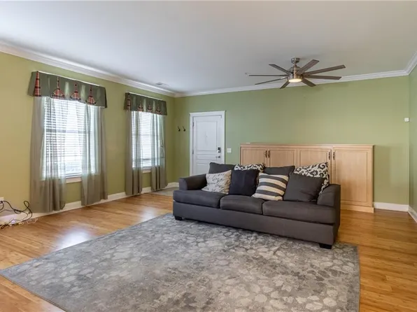 525 E Freemason St APT 1B, Norfolk, VA 23510