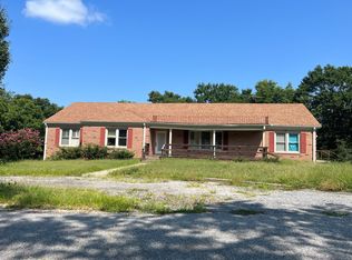 165 Odell St, Whitmire, SC 29178