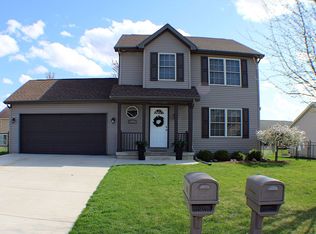 406 Newcastle Dr, Mackinaw, IL 61755