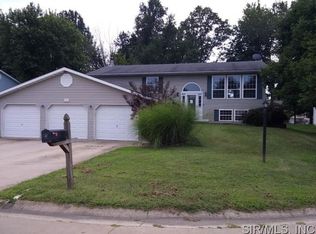 505 Josh Dr, Brighton, IL 62012