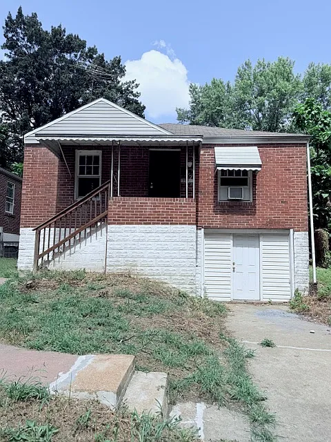 7131 Garesche Ave