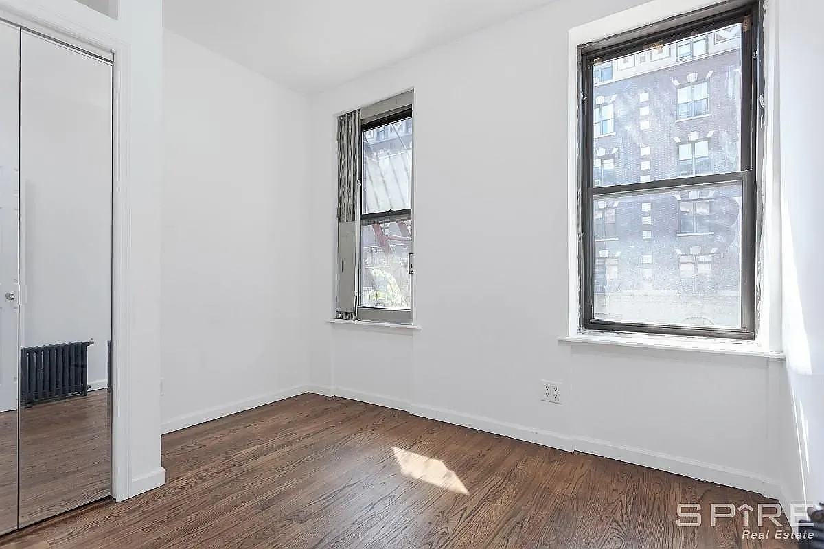 188 Claremont Avenue — Photo 2