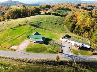 1050 Goins Chapel Rd, Tazewell, TN 37879