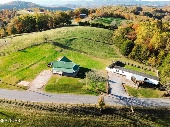 1050 Goins Chapel Rd, Tazewell, TN 37879