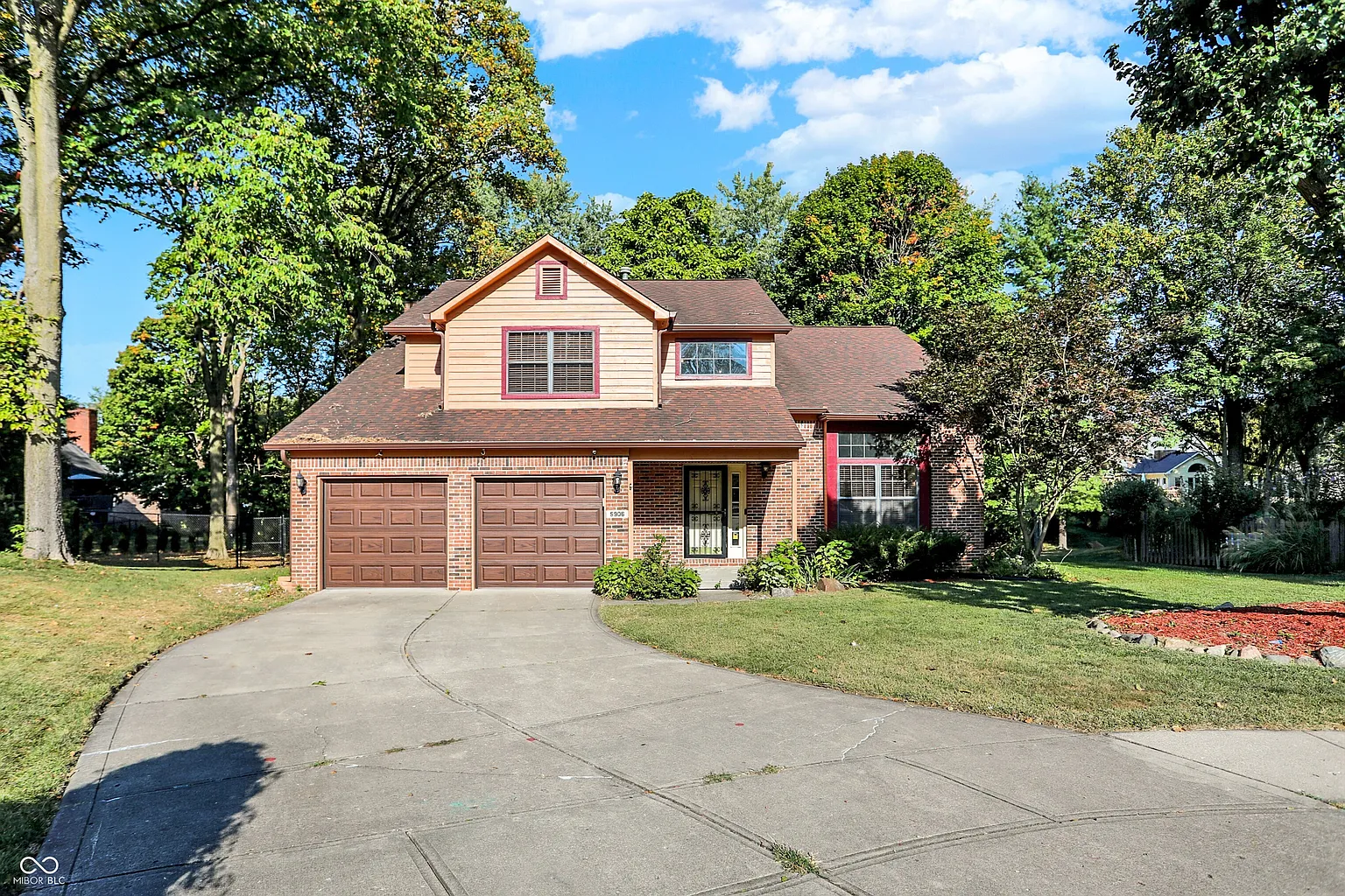 5906 Crystal Water Dr photo 1