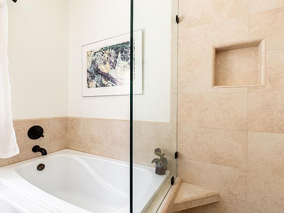 tub/shower