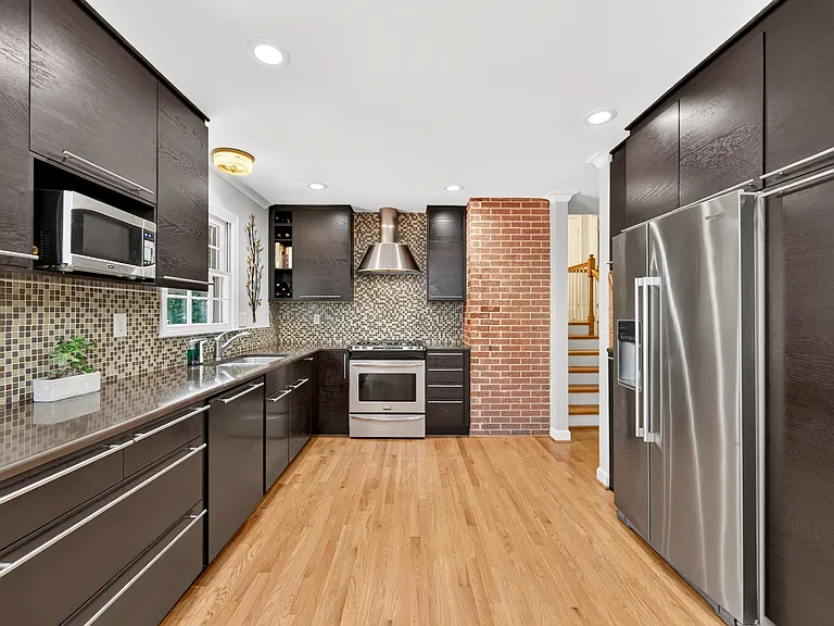 3519 Mill Pond Rd — Photo 8