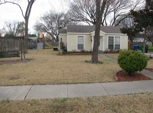 1807 Willow Rd, Carrollton, TX 75006