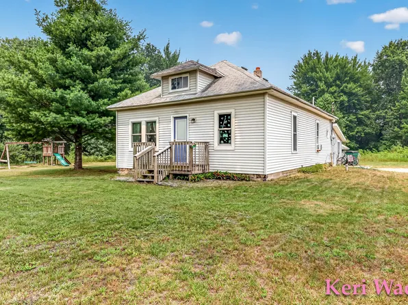 3224 E Tyler Rd, Muskegon, MI 49445