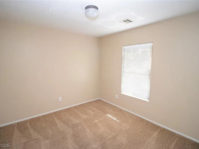 7218 Freedom Ring St — Photo 10
