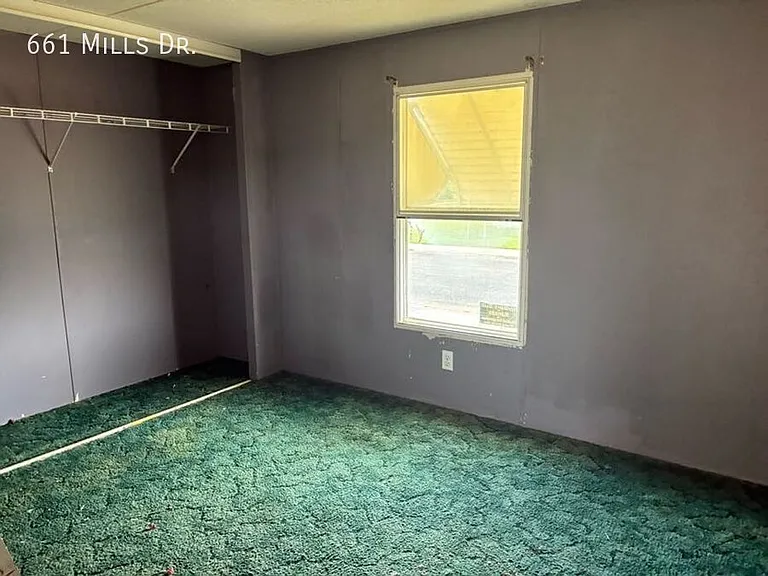 661 E Mills Dr — Photo 7
