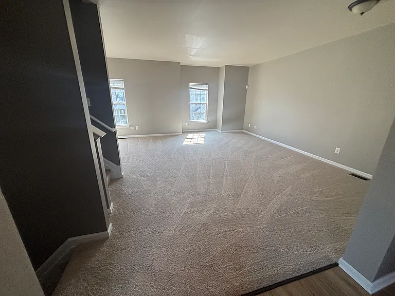 2353 Walnut Bottom Rd — Photo 5