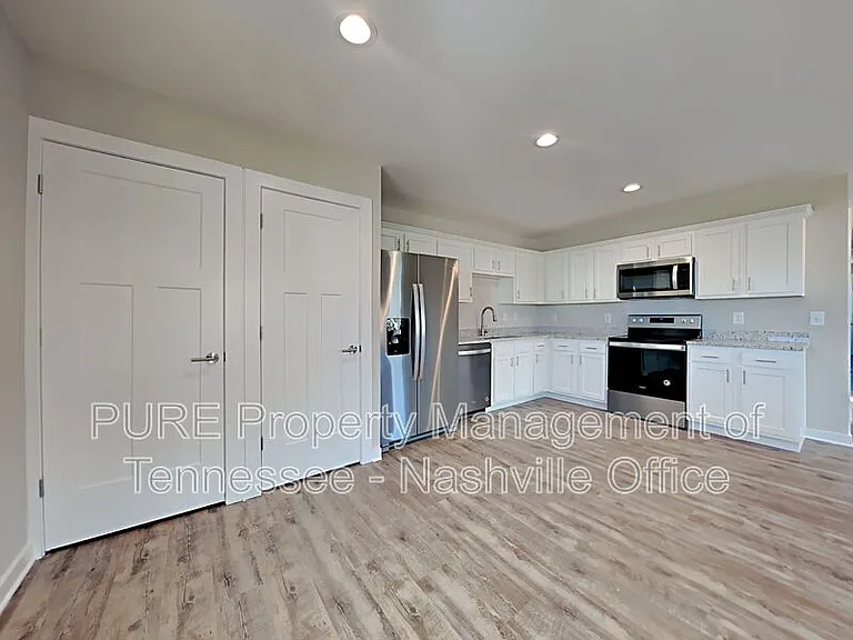 3407 Meadow Ct — Photo 5