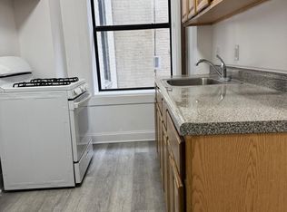 31-18 35th St #1B, Astoria, NY 11106