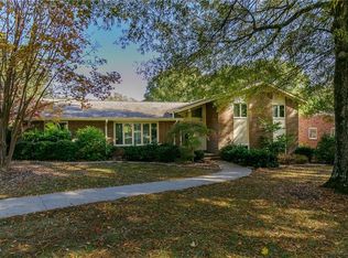 721 Westbrook Dr, Burlington, NC 27215