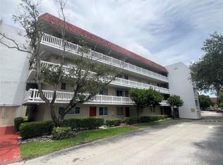 Las Vistas In Inverrary, Lauderhill, FL 33319