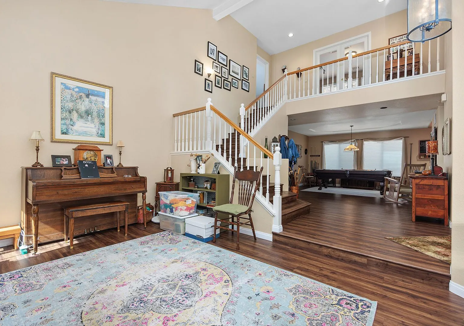 4 bed 2.5 bath Single Family House with 2 car garage — Photo 4