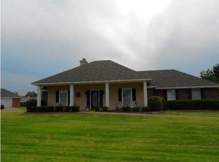 271 E Meade St, Pearl, MS 39208