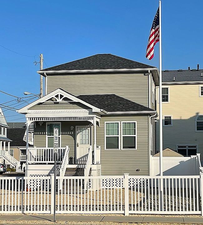 1st image of 69 Coolidge Ave