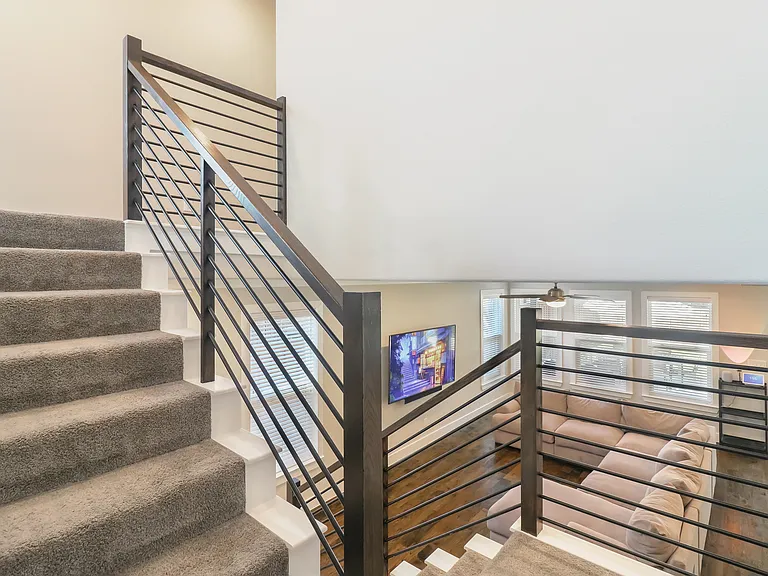 1975 Angelina Dr — Photo 25