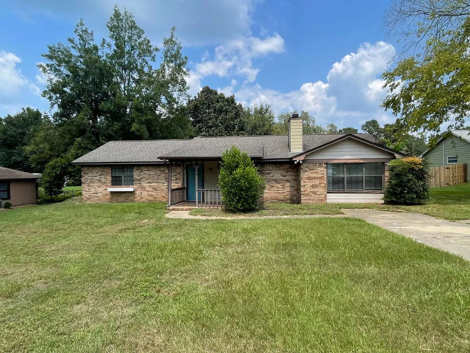 3 bed, 3.0 bath, 1700 sqft, $1,850 — Photo 1