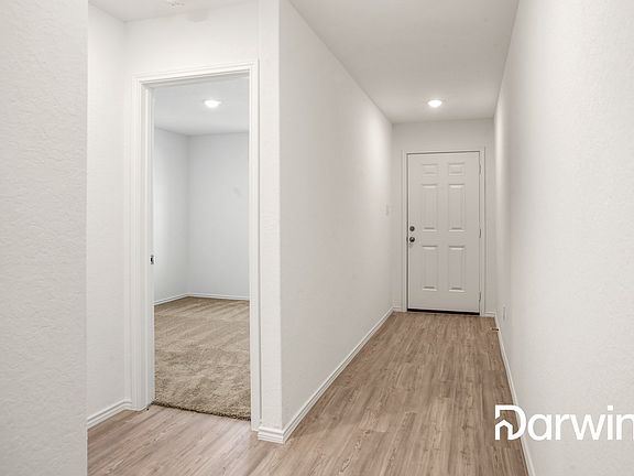 3rd image of 1057 Elegance Dr