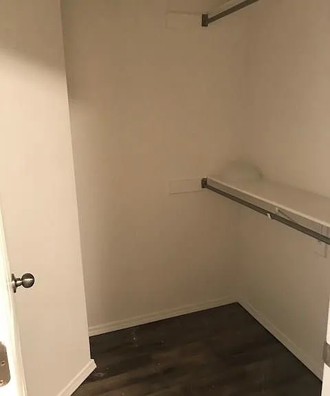 604 SW Loudon Dr #1 — Photo 11