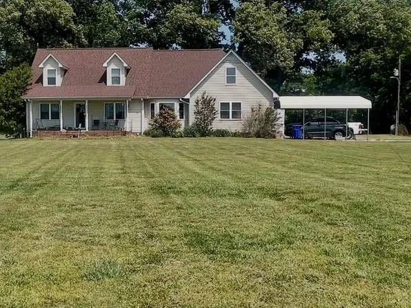 1832 Old Gardner Rd, Martin, TN 38237