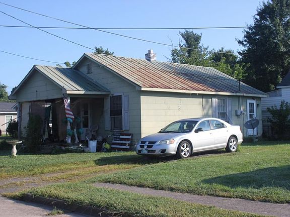 5th image of 1730 Highland St